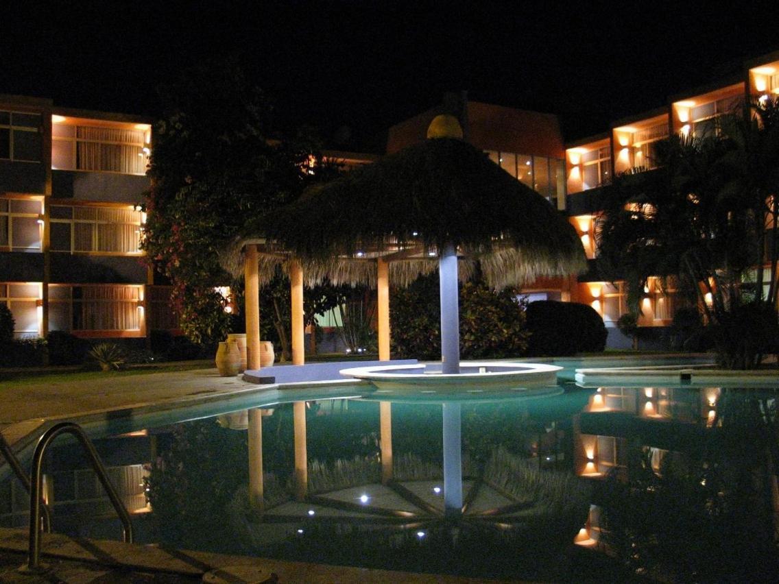 Hotel Calli Santo Domingo Tehuantepec Exterior photo